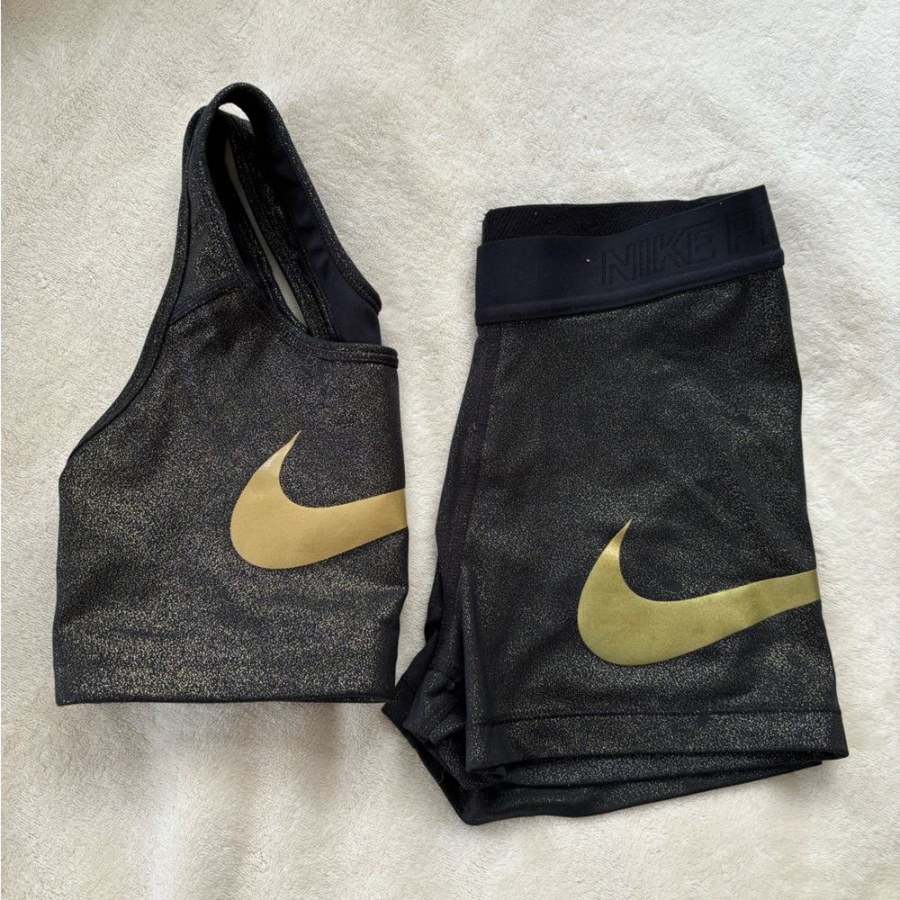 NIKE PRO matching set
